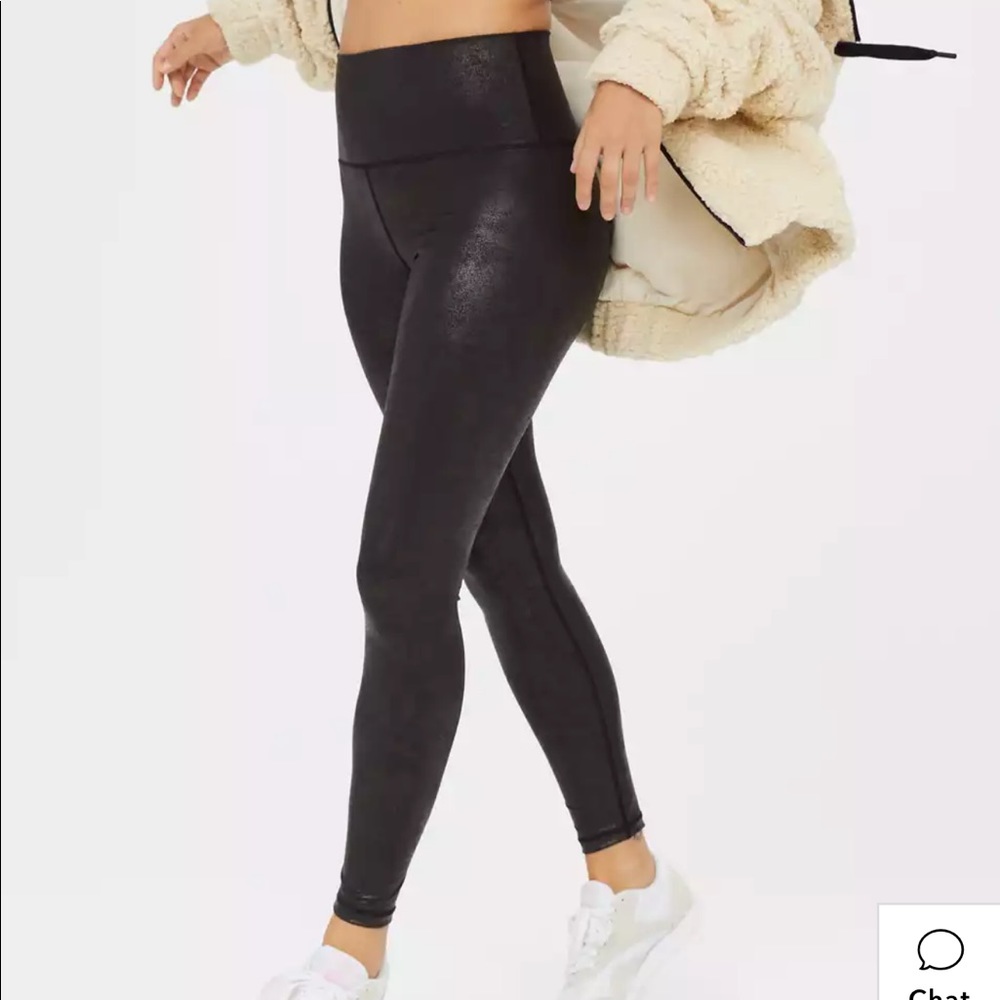 OFFLINE THE HUGGER HIGH WAISTED CRACKLE LEGGING